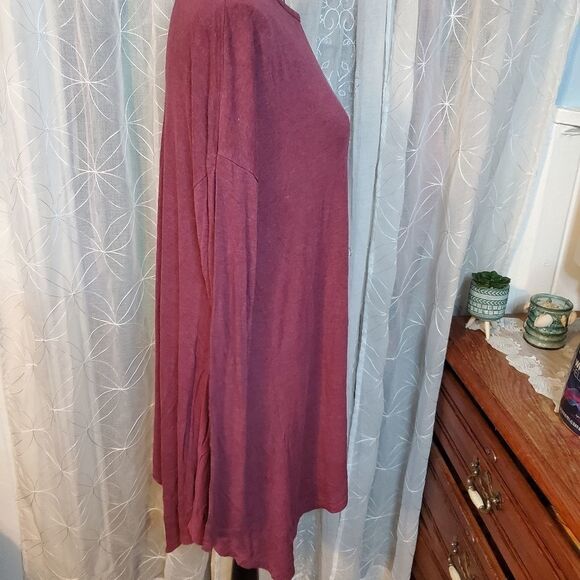 Masseys asymmetrical purple 💜 tunic sz med - Picture 3 of 6